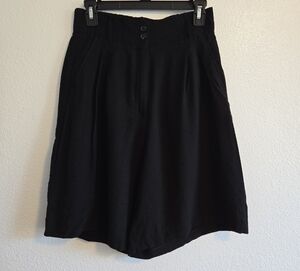 H&M High Waist Short.